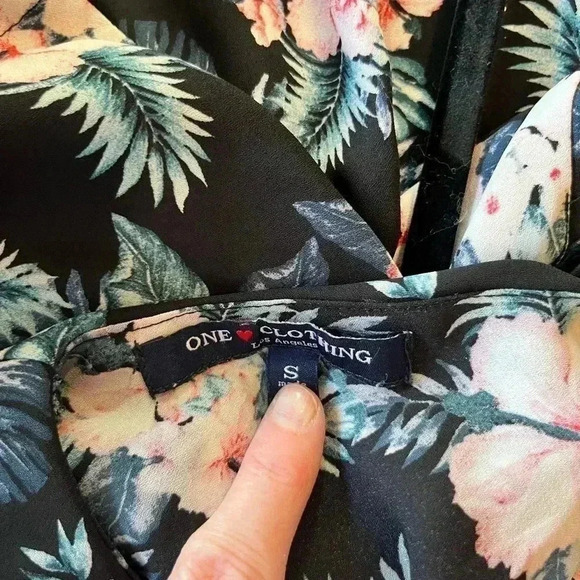 Brandy Melville Romper - Small - Picture 4 of 4